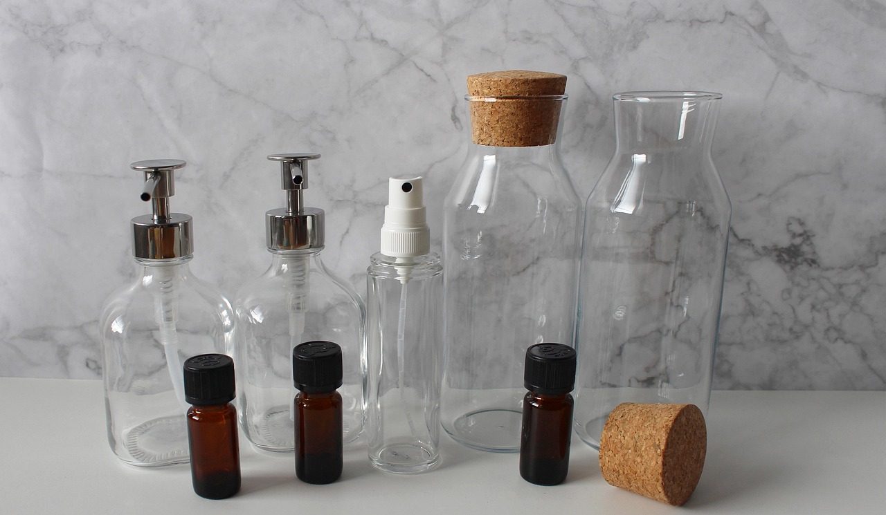 Your First Bottle of Lilac Oil: Which Size and Style to Order